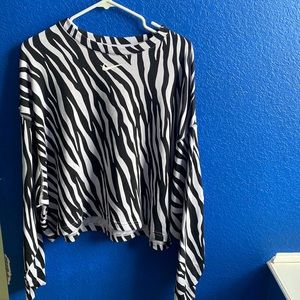 Nike cropped pullover